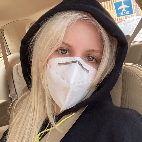 Meet your Posher, Michelle - Picture 2 of 6